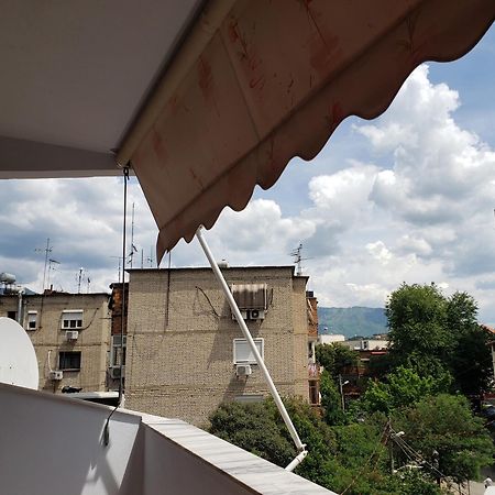 Leones Apartament Тирана Экстерьер фото